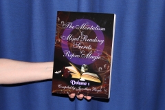 The Mentalism & Mind Reading Secrets of Repro Magic by Jonathan Royle(Volume One)